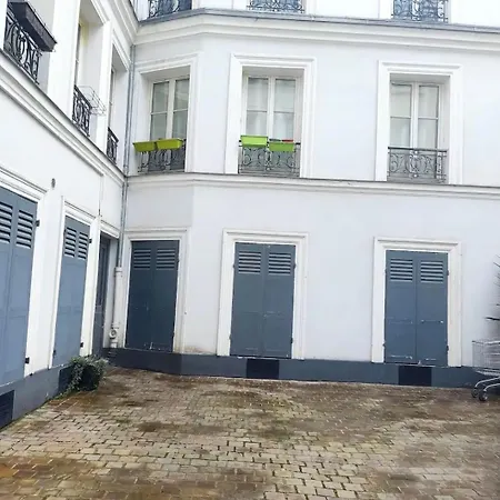 Facile D'acces Et Entretenu Par Femme De Menage Apartment